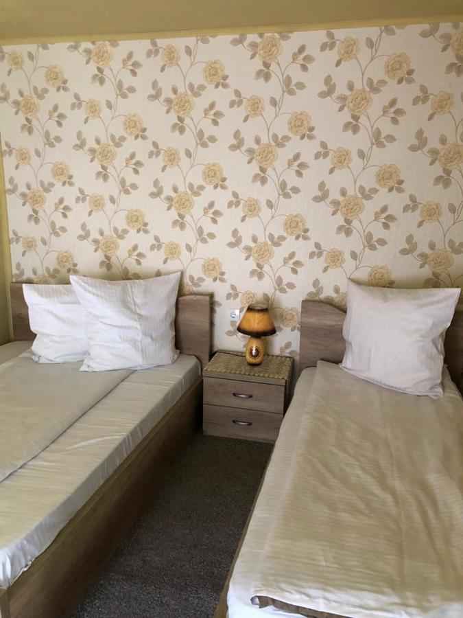 Pensiunea Mirela Pestera Ursilor Chiscau Luaran gambar